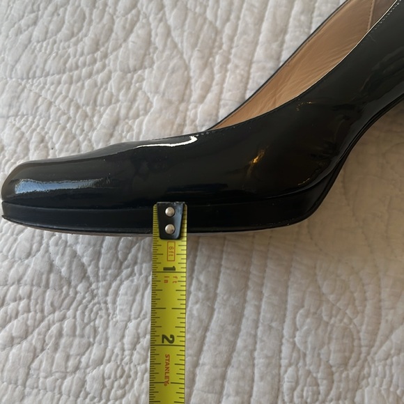 Cole Haan Black Payrnt Leather Heels - Nike Air Sole - Picture 8 of 9